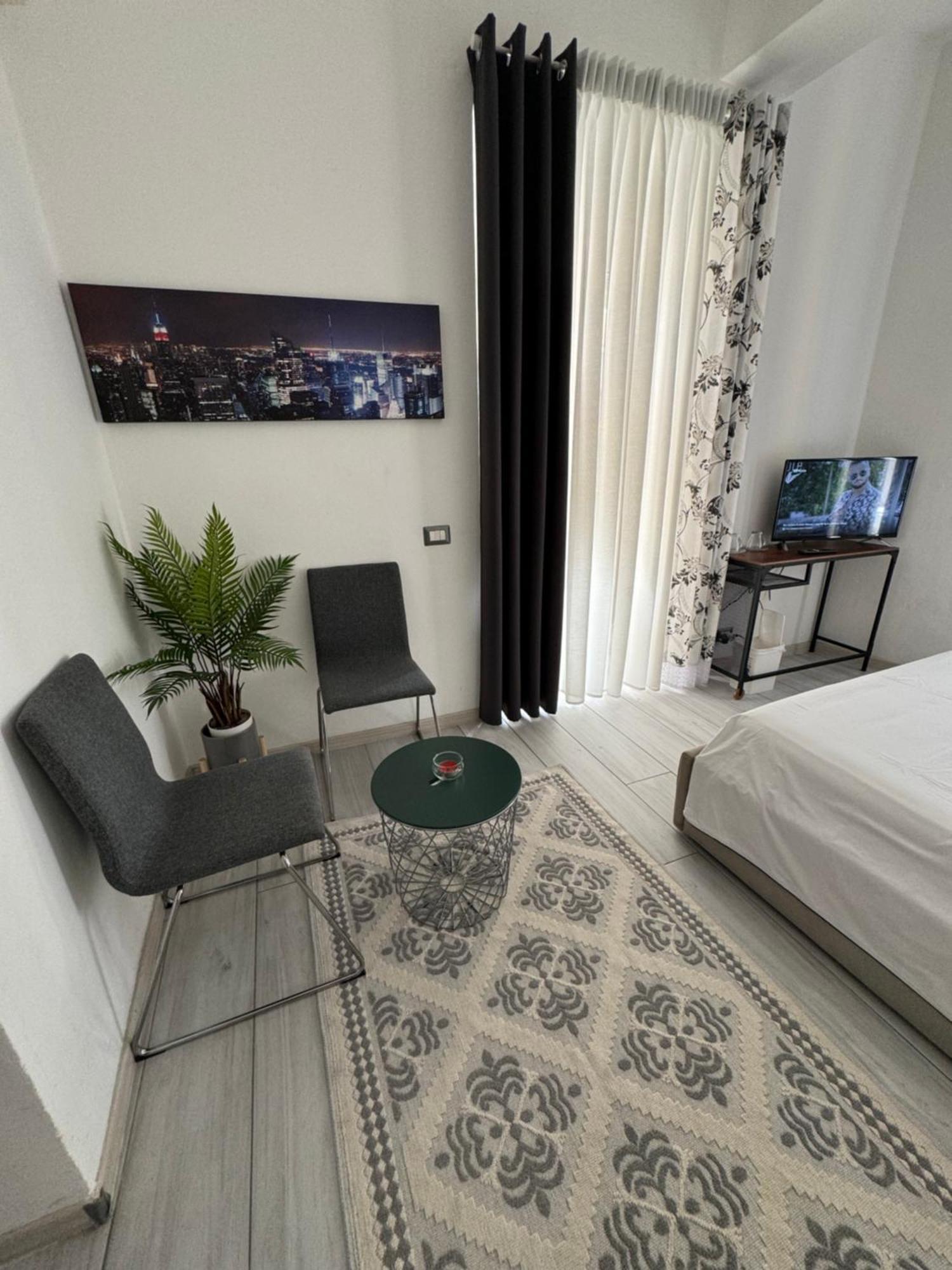 Casa L'Aquila Hotel Como Eksteriør billede