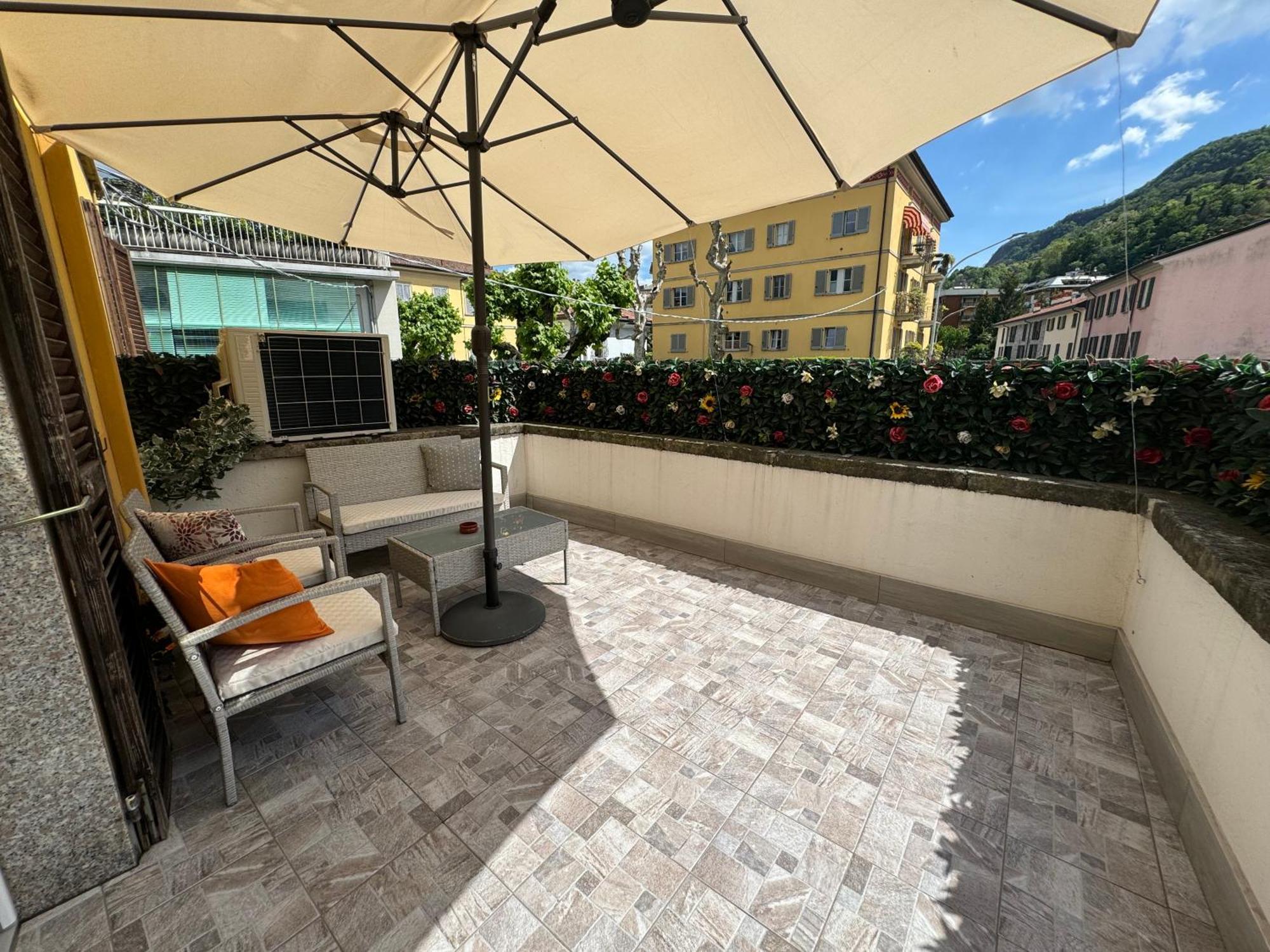 Casa L'Aquila Hotel Como Eksteriør billede